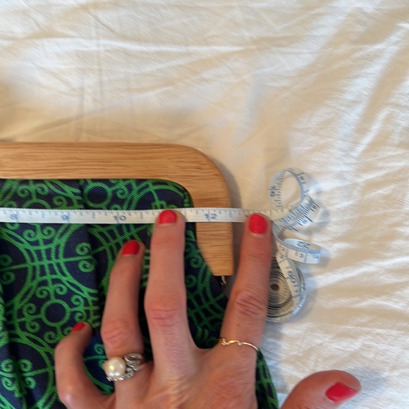 Clutch - Picture 3 of 4